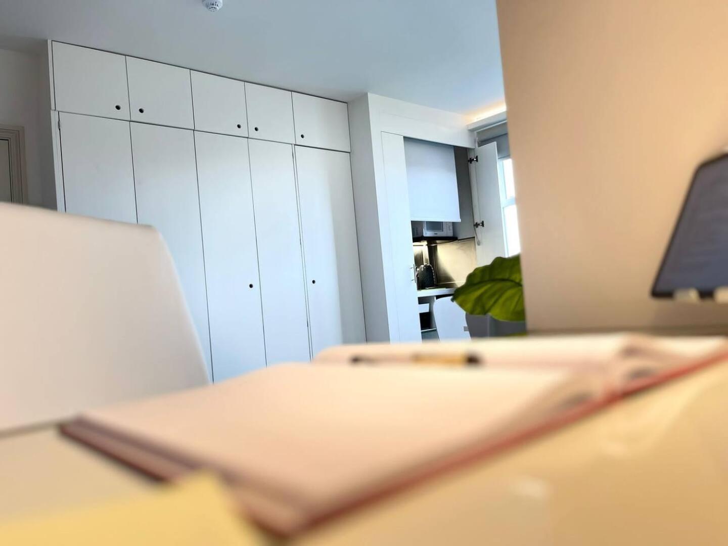 Apt 12 Luxury Living Chic Studio Steps From Beach Brighton Екстер'єр фото